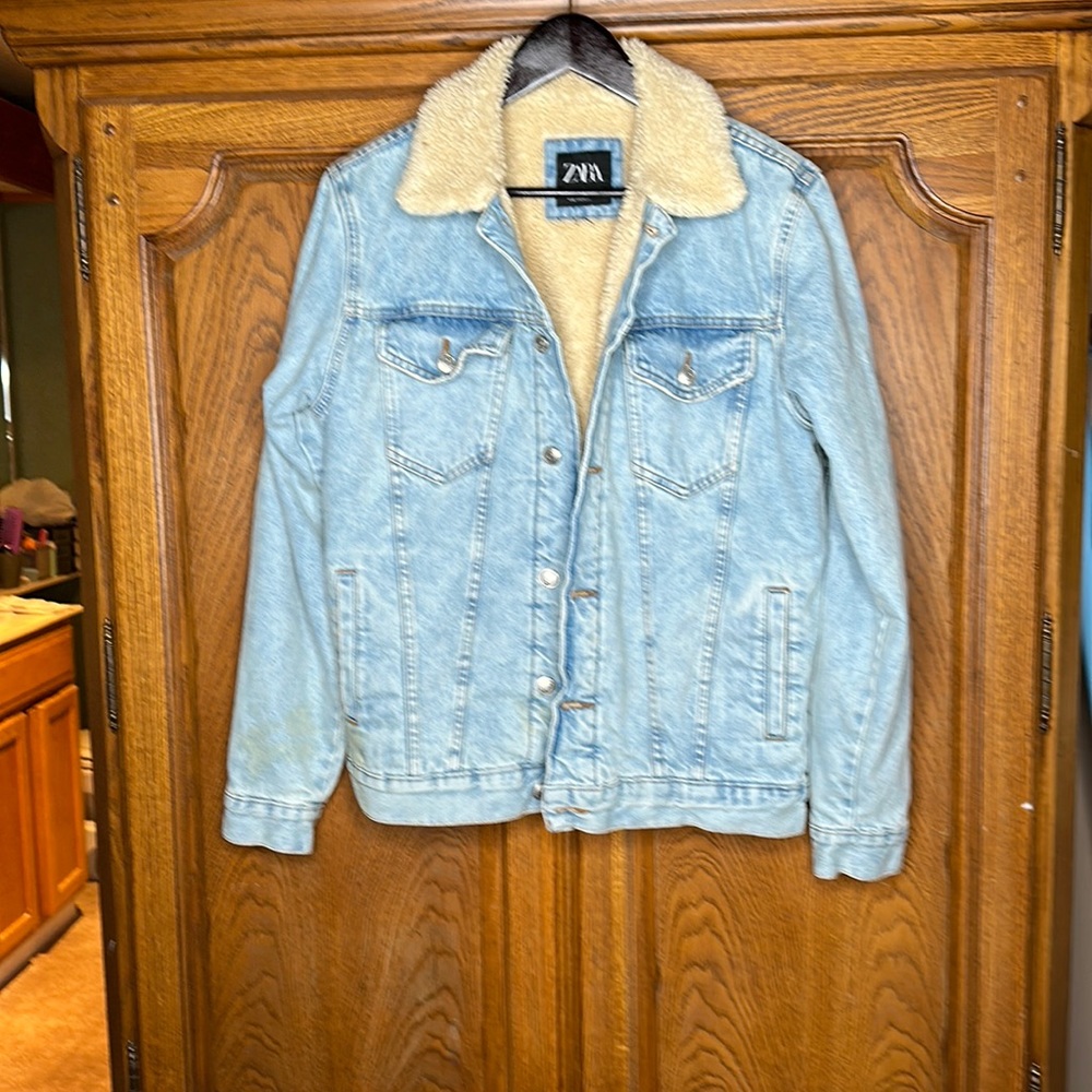 Men’s Zara jean jacket small